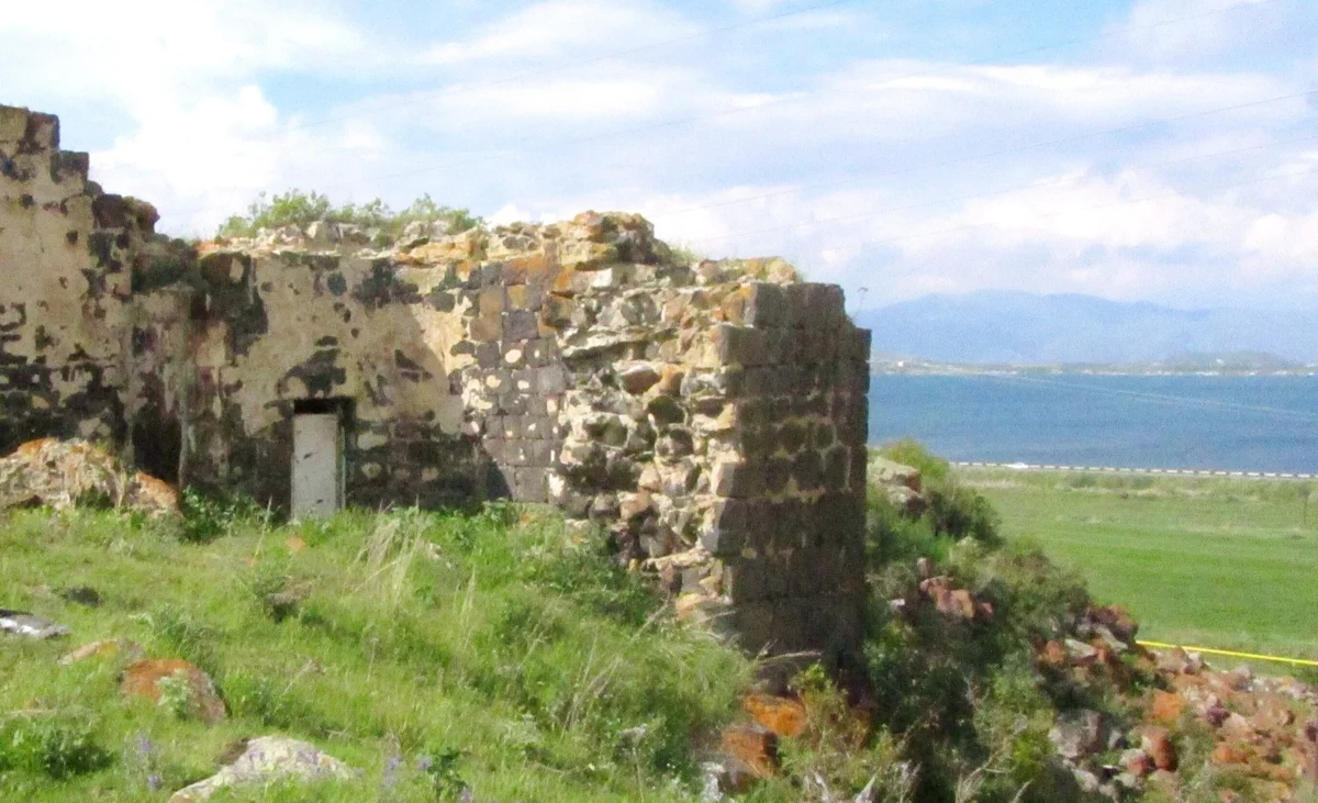 Зардаванк, Иликаванк и церковь в Джиле