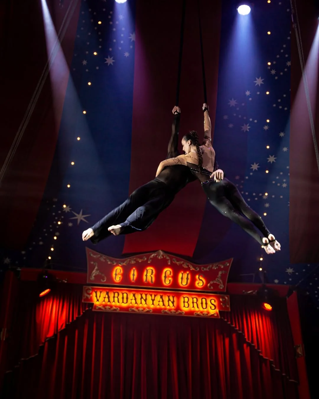 VOYAGE SHOW by Vardanyan Brothers Circus