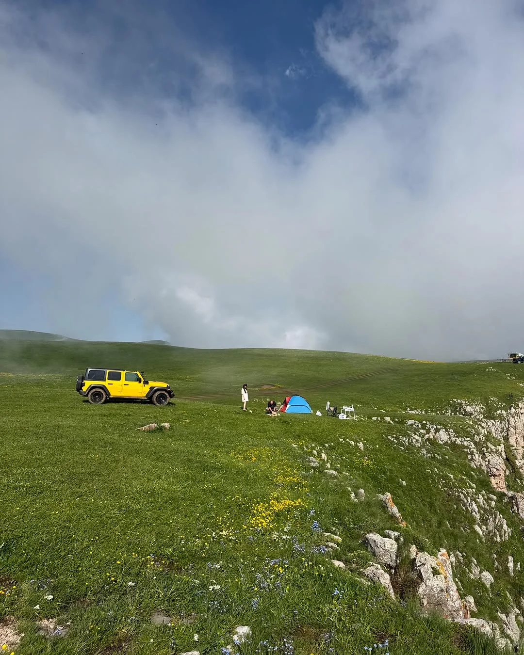 Hiking Mount Kalasar