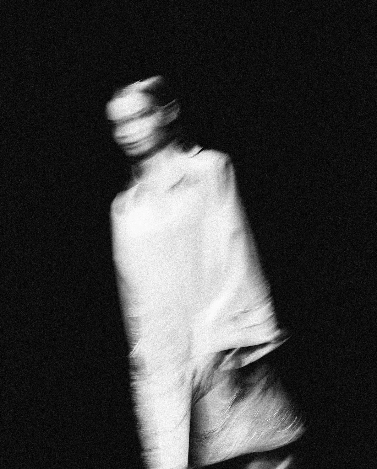 Runway Photography: from Catwalk to Global Media