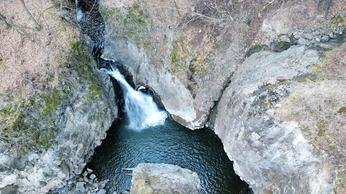 Karasnits Mankants Monastery & Hidden Waterfall