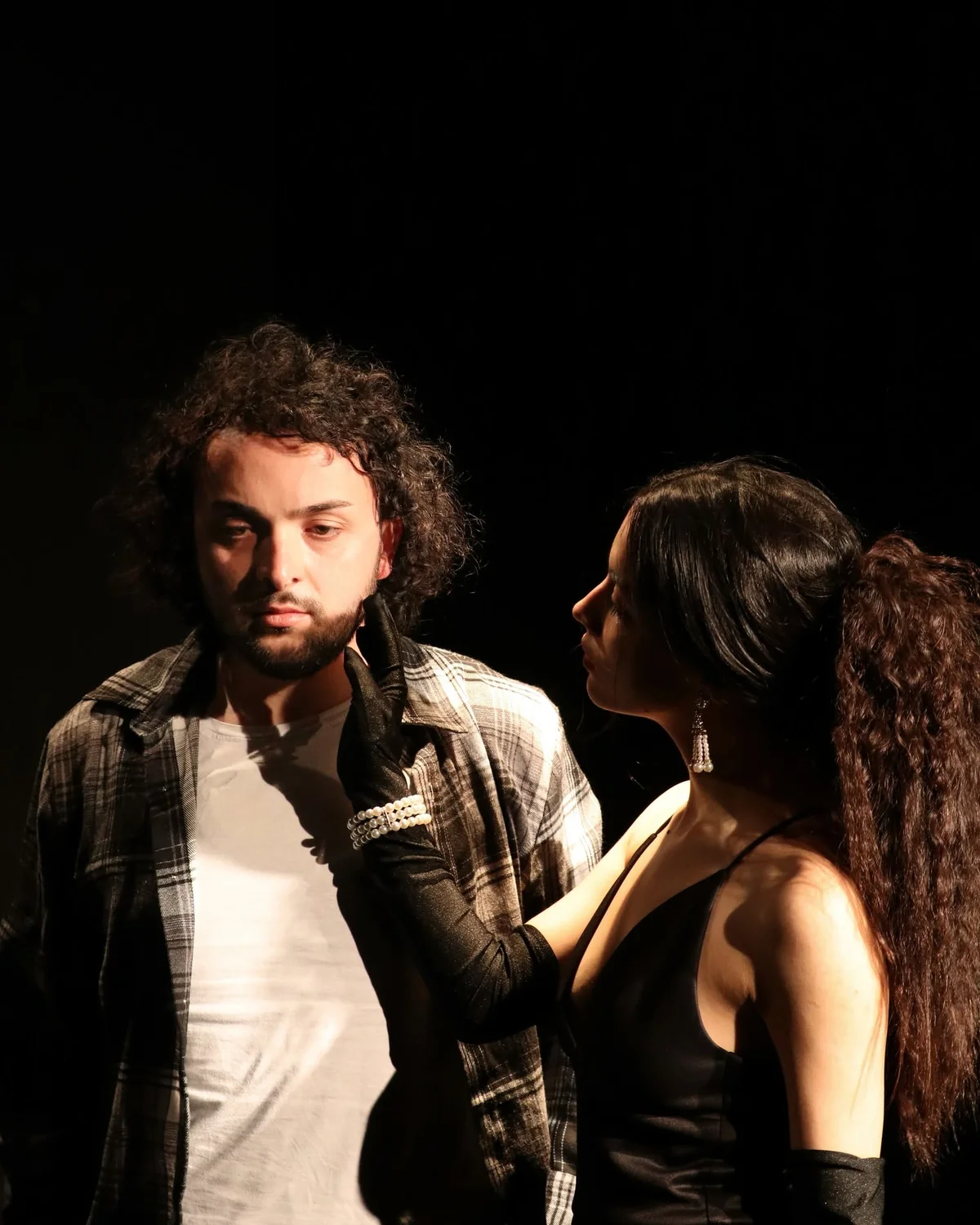 Մորուքավորի 7 կանայք