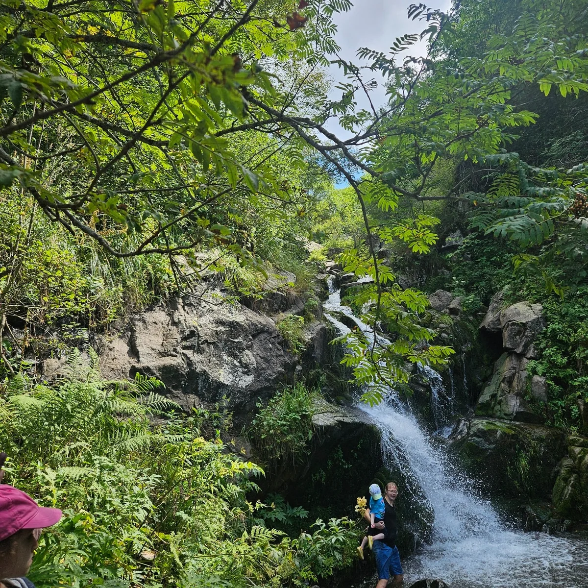Kids Hike to Hanqavan Waterfall and Marmarik Reservoir
