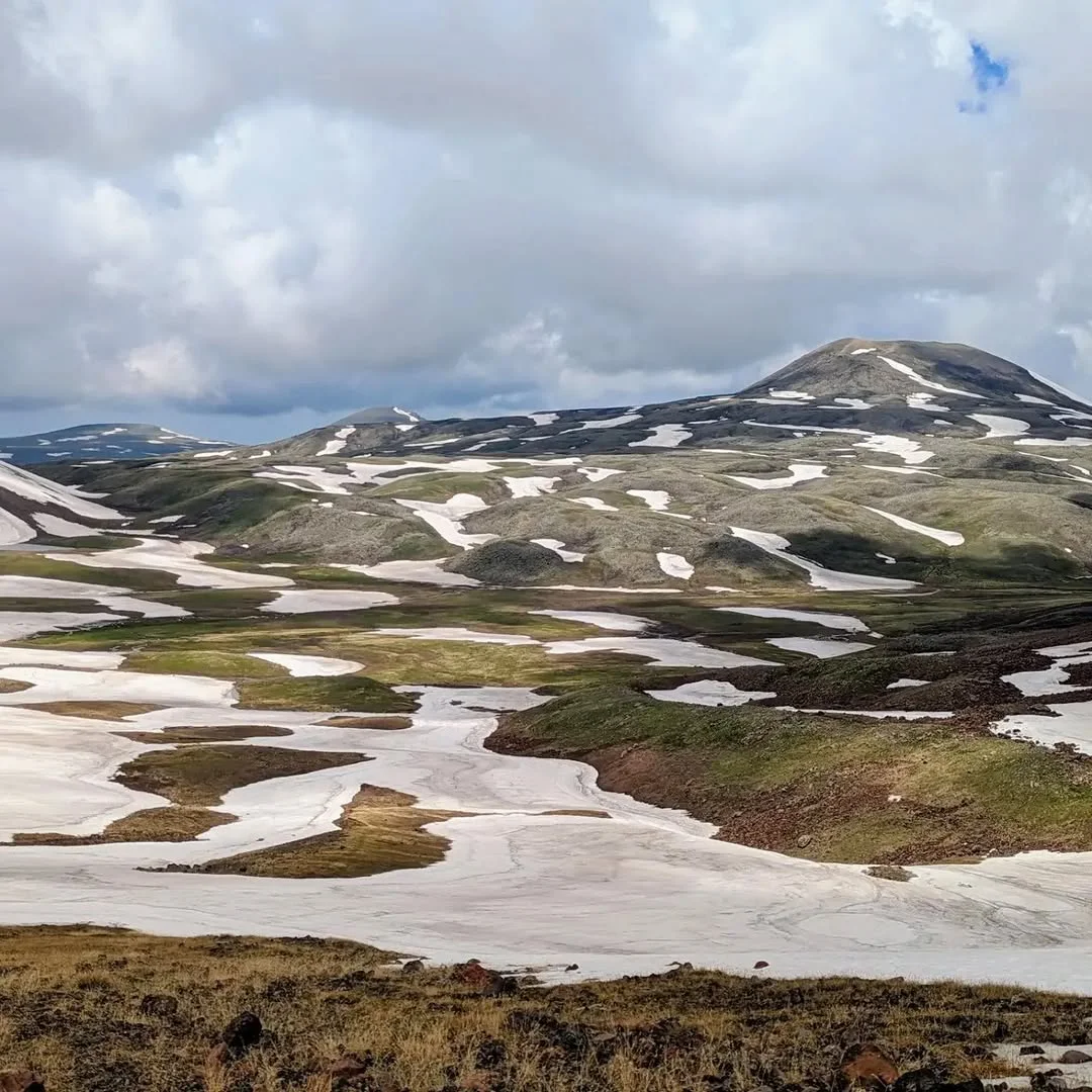 Mt. Azhdahak and Mt. Karmir Katar