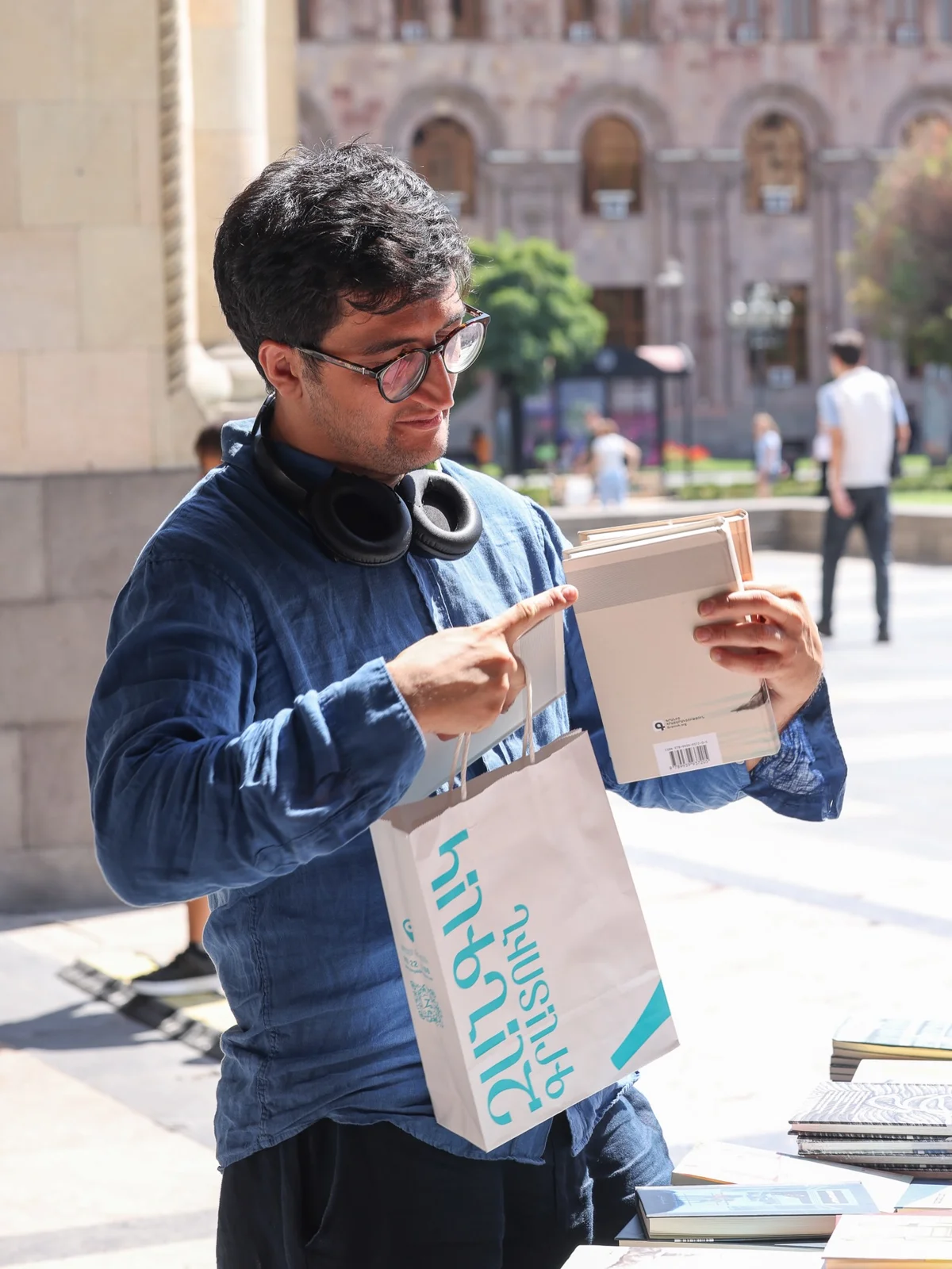 Yerevan Book Fest: стенд издательства Biblion