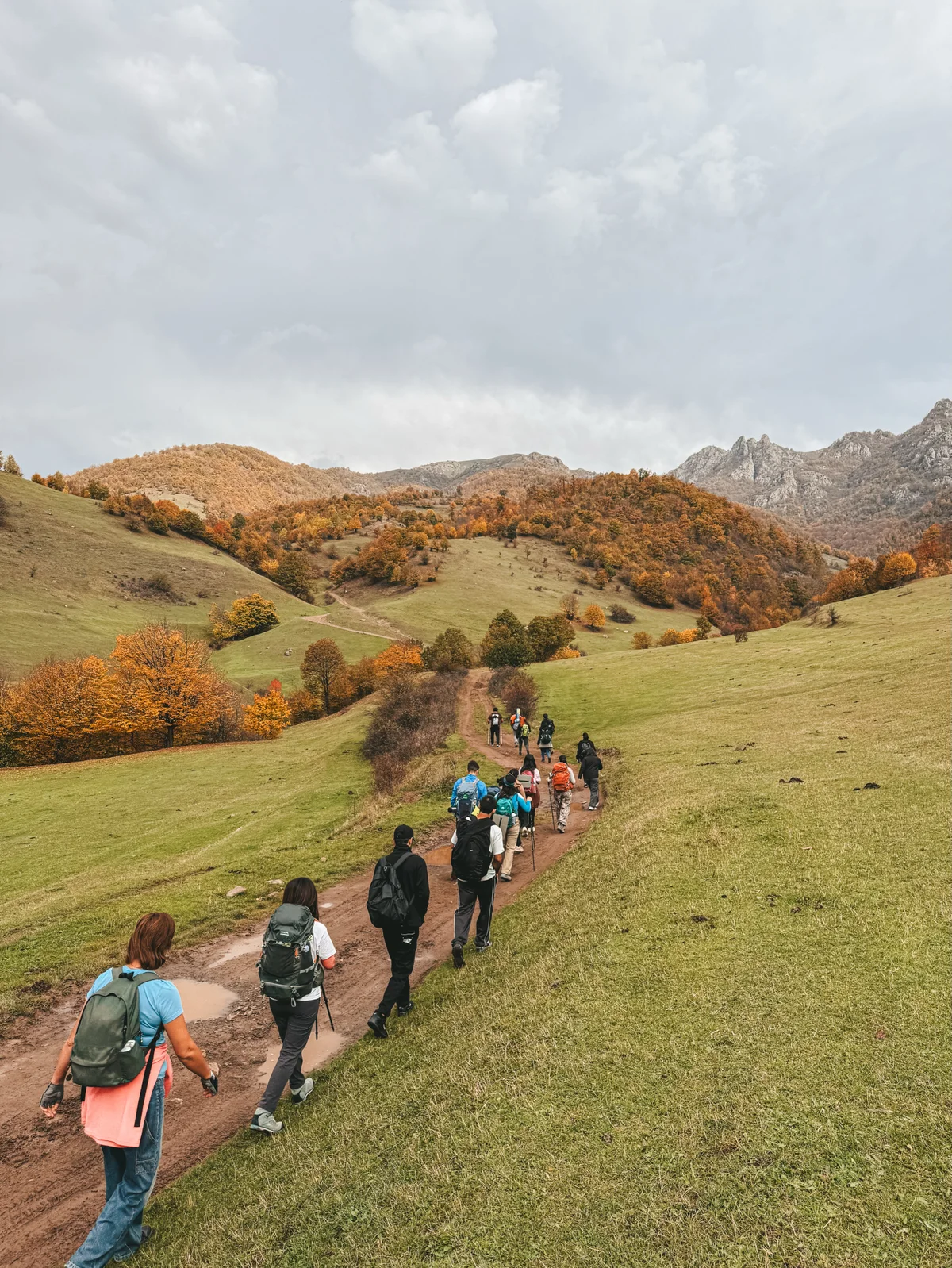 Hiking to Mount Eghnakhaghats
