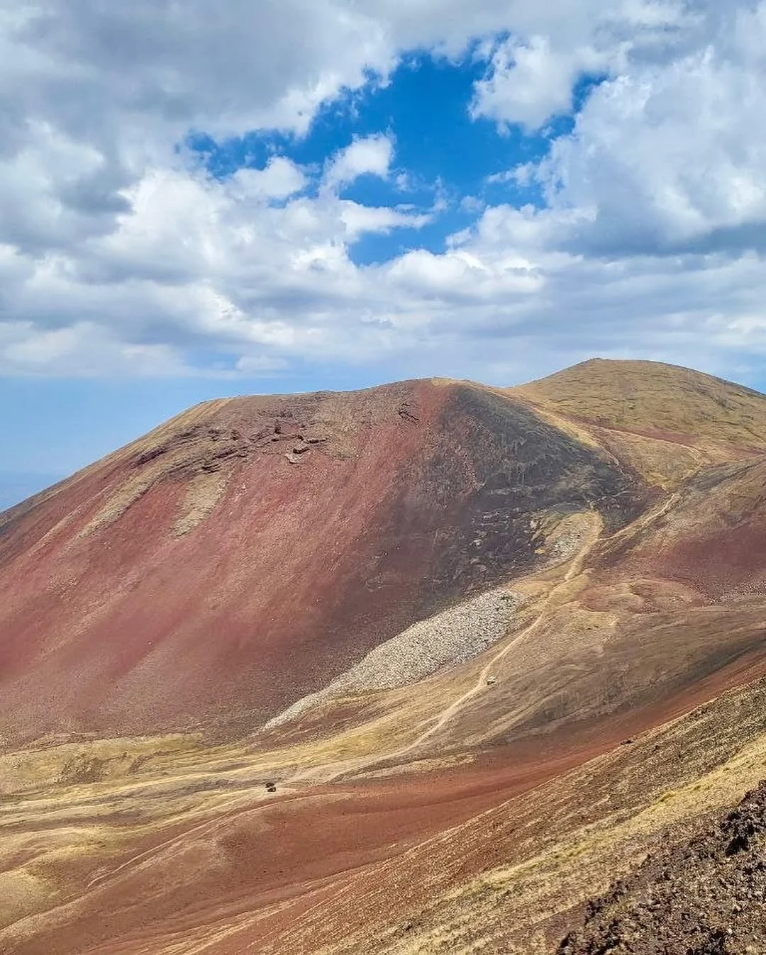Արշավ դեպի Աժդահակ լեռ