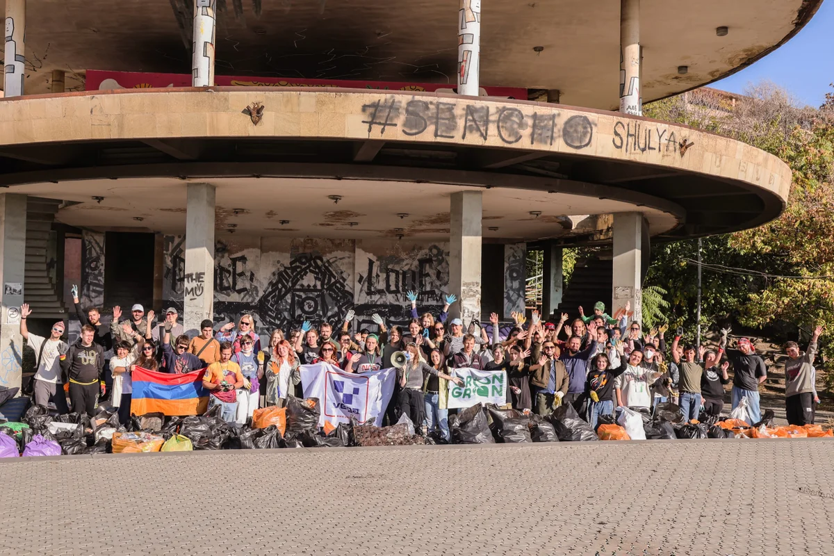 Community Cleanup at the Old Cable Car Station