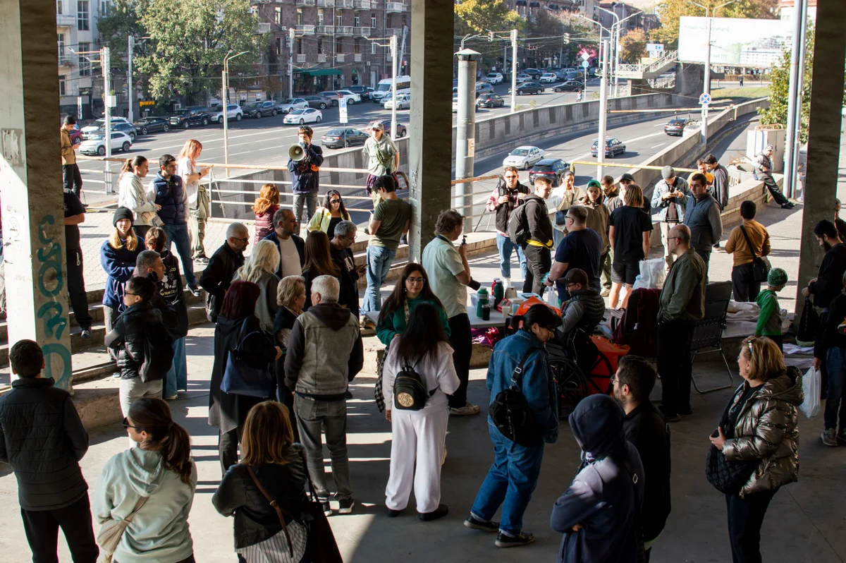 Community Cleanup at the Old Cable Car Station