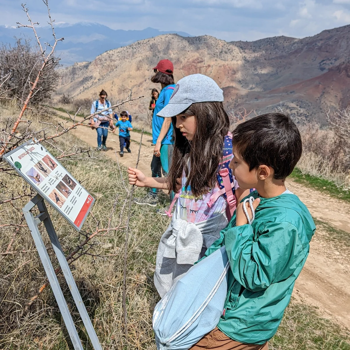 Kids Hike: Arpa Landscape & Grape Harvest