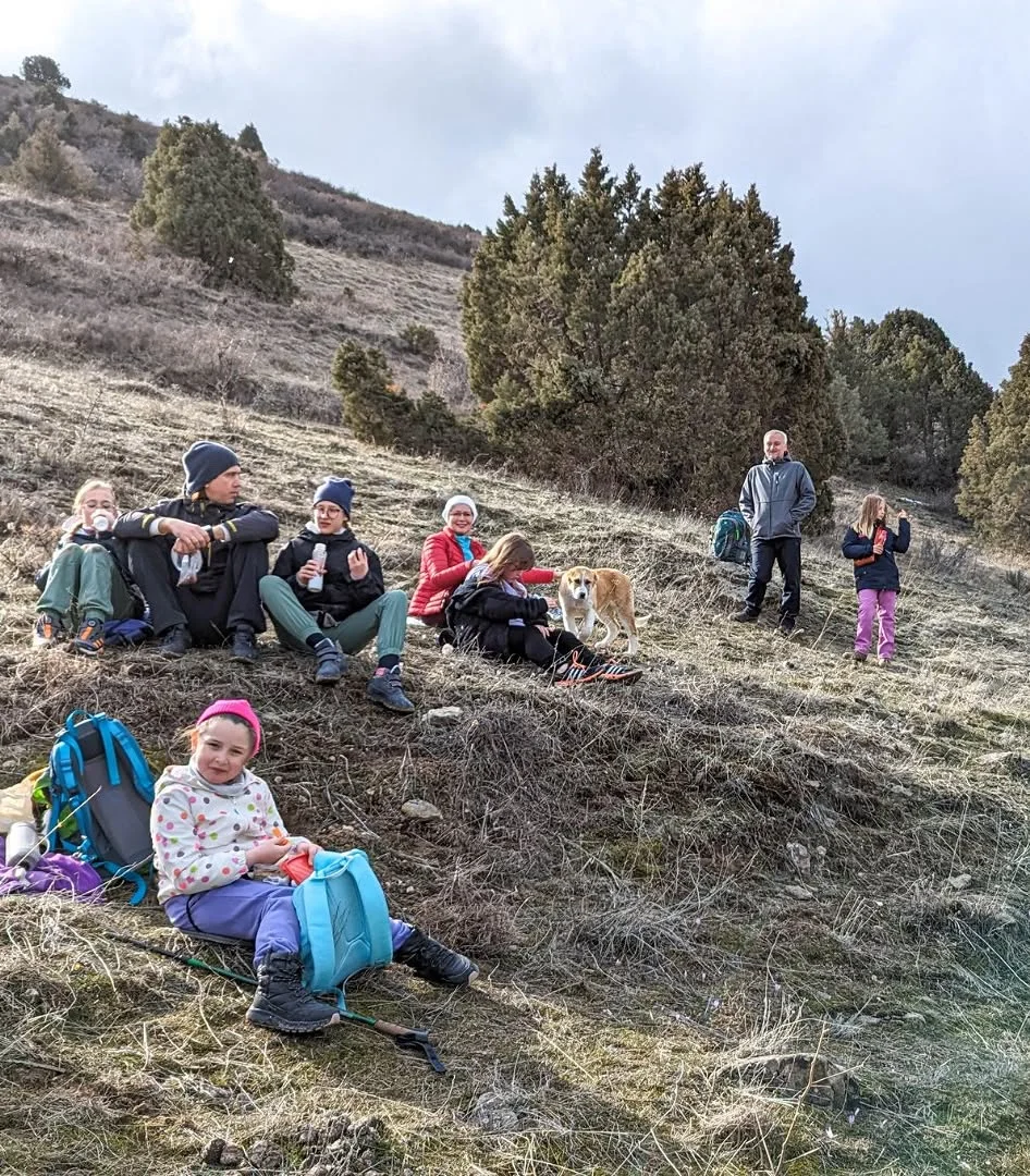 Kids Hike to Havuts Tar