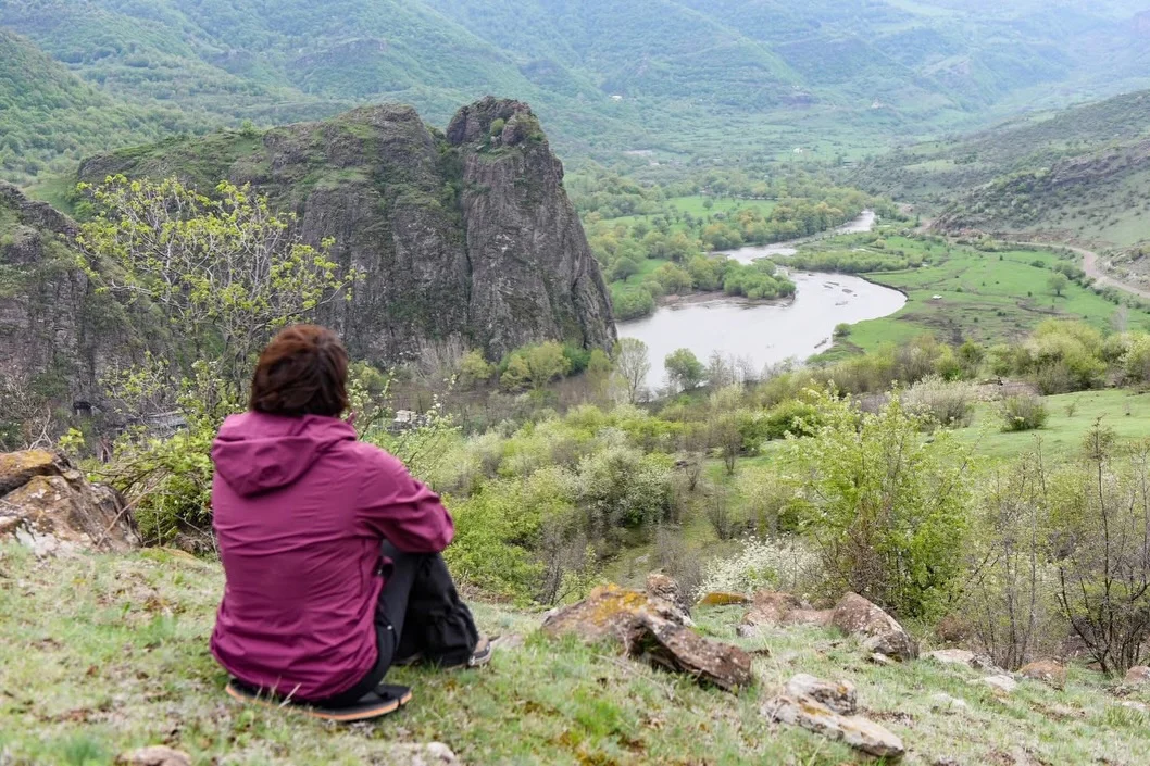 Hiking the Dzoraget Canyon