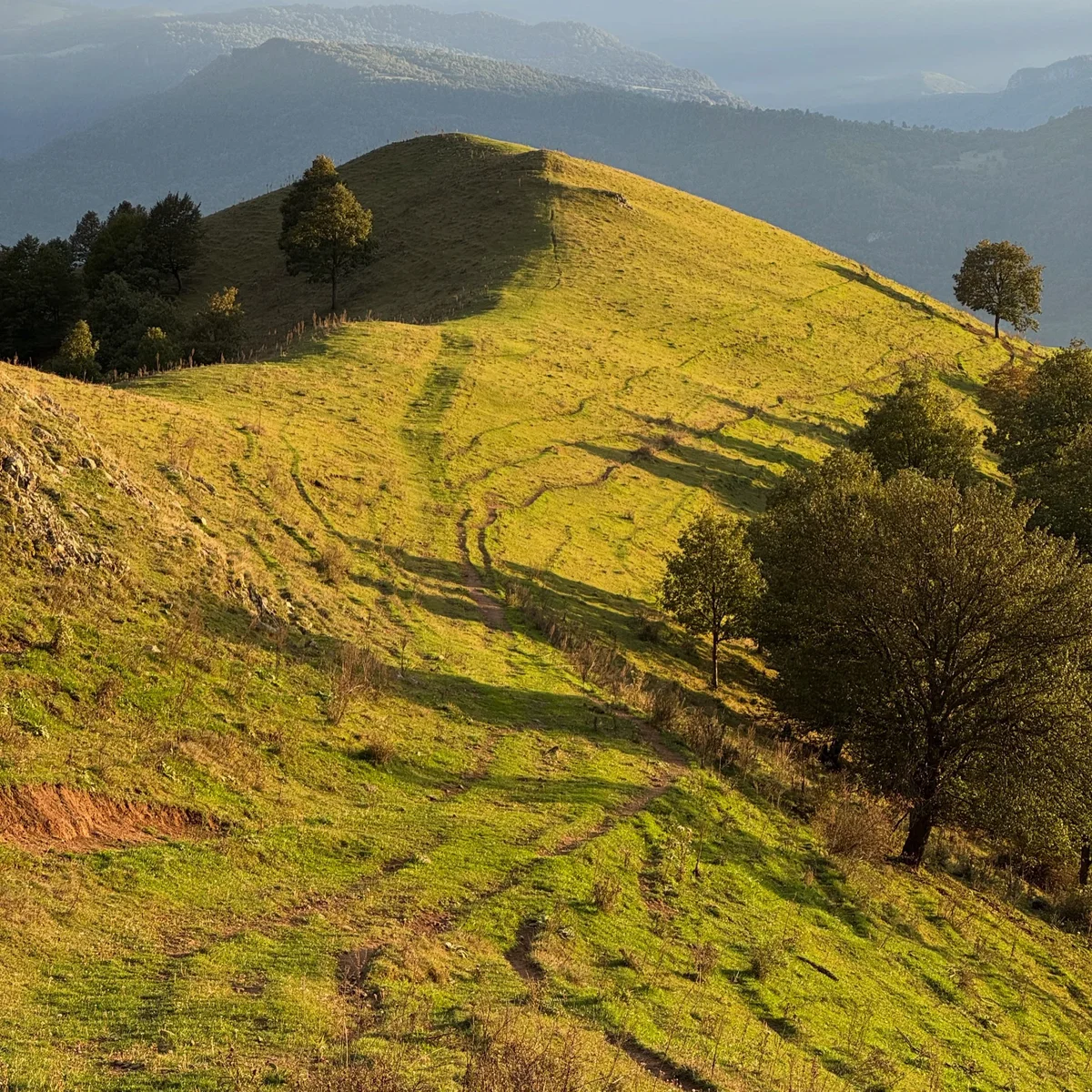 Hike to Mount Yeghnakhaghats
