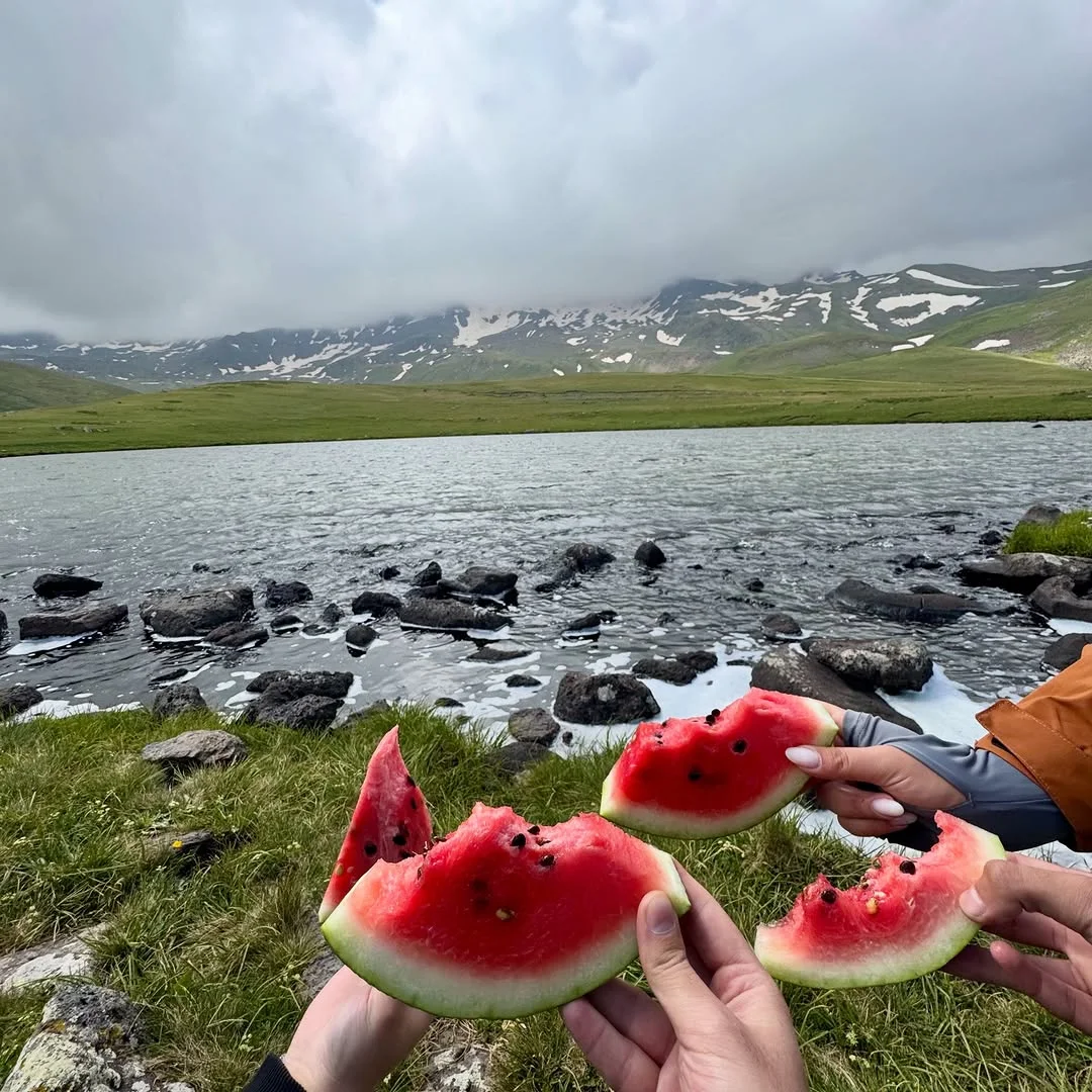 Поход к озеру Рапи на склоне Арагаца