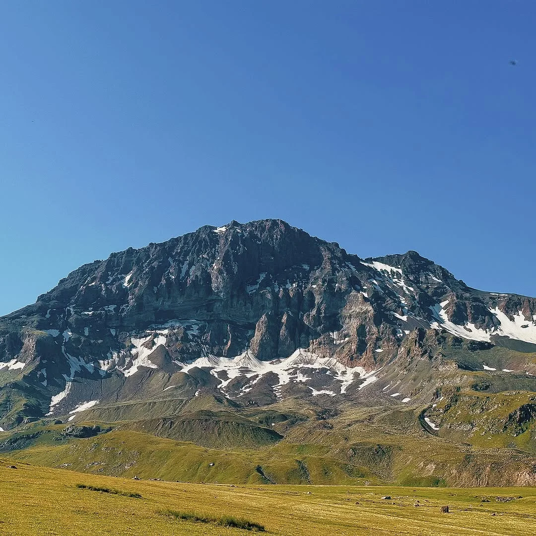 Hiking to Rapi Lake
